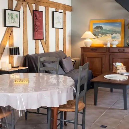 Σπίτι διακοπών Maison Conviviale Avec Terrasse A